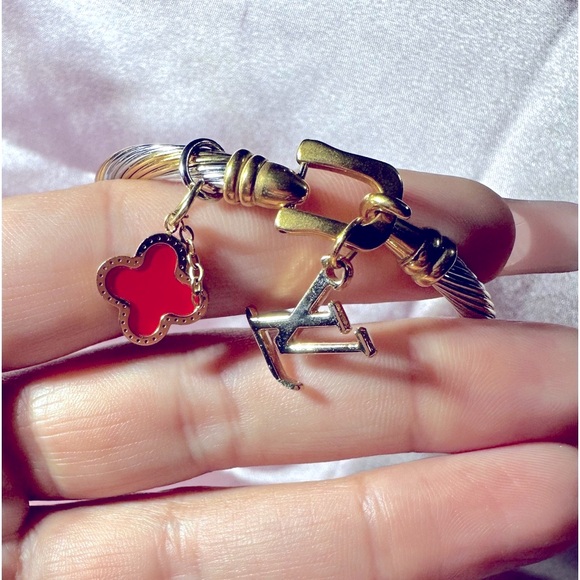 LV Red colored Zipper Pull Charm Authentic Louis Vuitton Charm - Picture 4 of 14